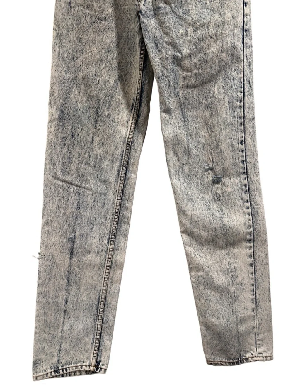 Jordache Men’s Slim Acid Wash Gray Jeans - Picture 4 of 16